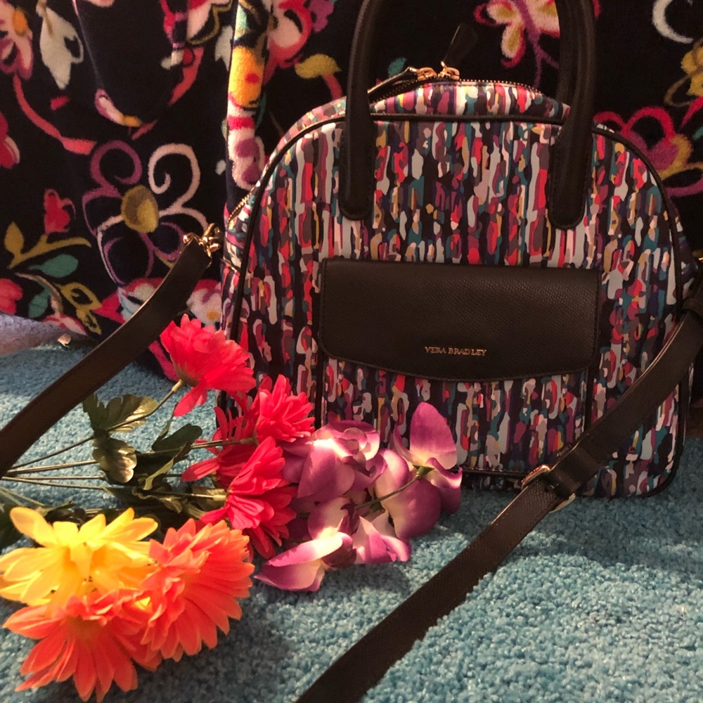 💕💕Nwot vera bradley leather bowler bag.
